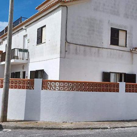 Swordfish Beach House Peniche Eksteriør bilde
